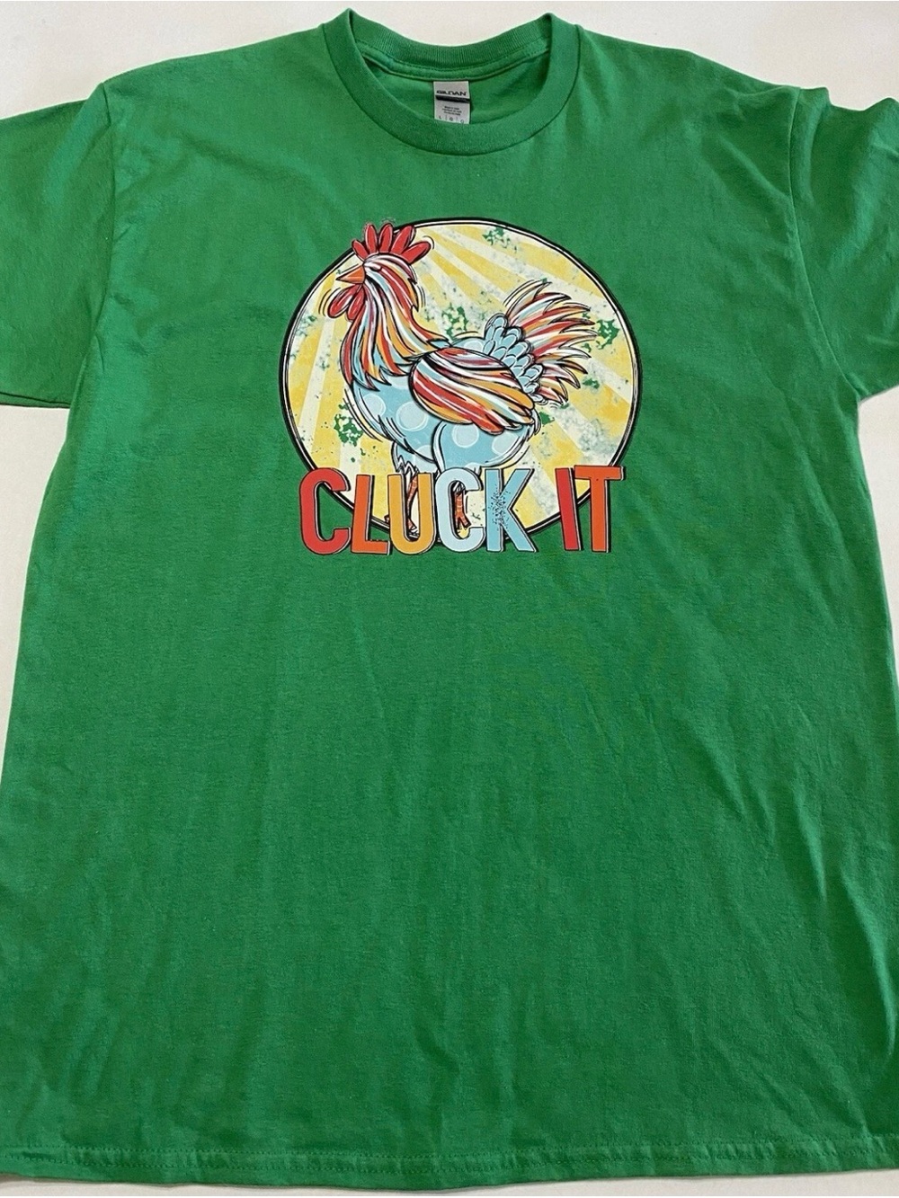 NWOT Homemade Green Graphic 'Cluck It' Rooster Tee Gildan unisex large